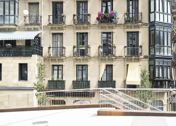 Luxury Terrace - Sshousing Apartment